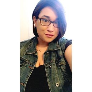 Meet your Posher, Anna-noel